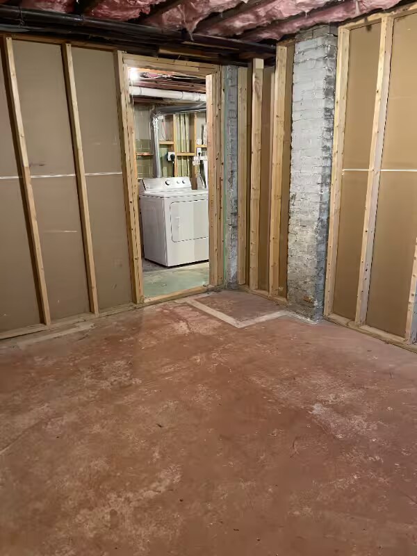 Building Photo - 21 Rossmore St