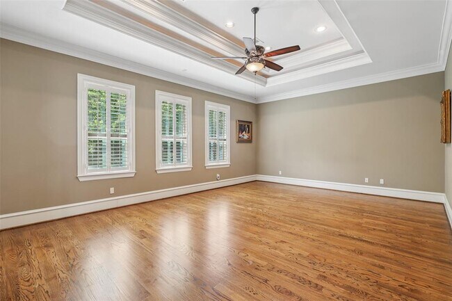 Building Photo - 5533 Navarro St