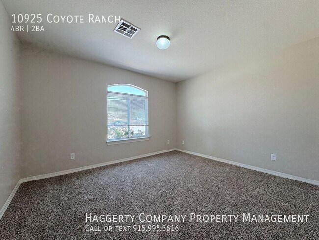Building Photo - 10925 Coyote Ranch Ln