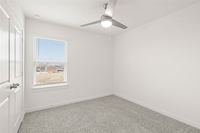 Building Photo - 1742 Revolution Way