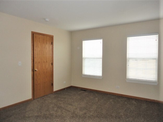 Building Photo - 1217 Violet Ln