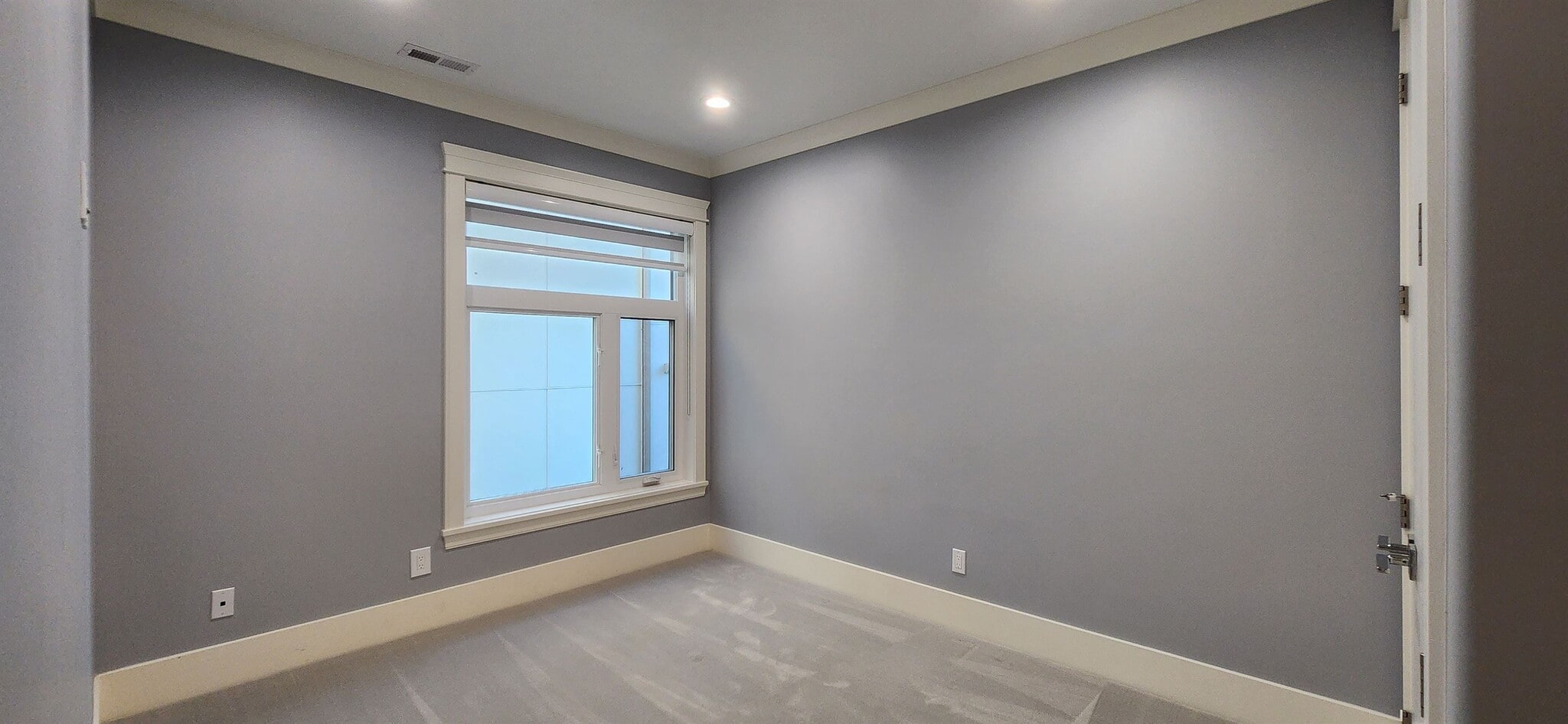 Building Photo - 1133 N 33rd Pl