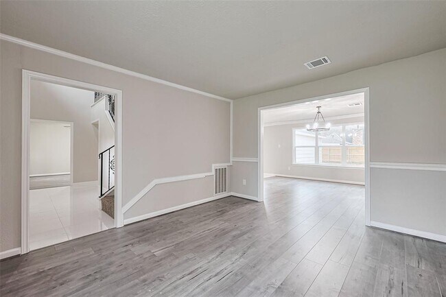 Building Photo - 203 Sevenhampton Ln