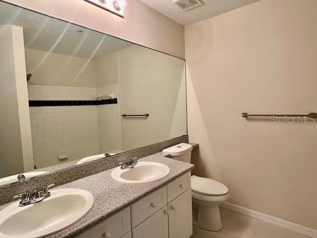 Building Photo - 720 Celebration Ave