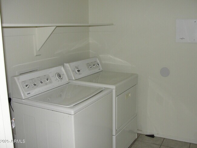 Building Photo - 3609 W Keller Ct