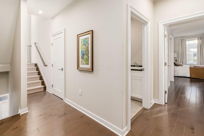 Building Photo - 100 Normandy Ave