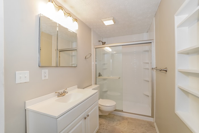 Building Photo - 1714 Rivermont Rd