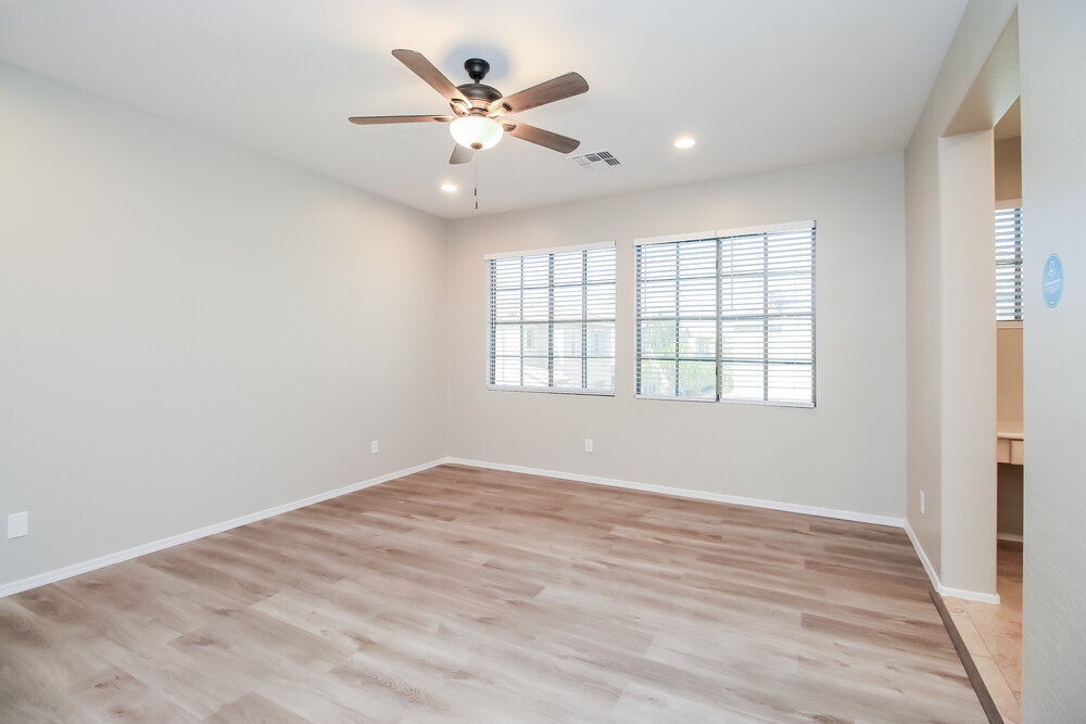 Building Photo - 4463 E Remington Dr