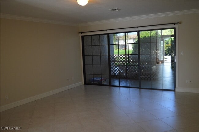 Building Photo - 26560 Southern Pines Dr
