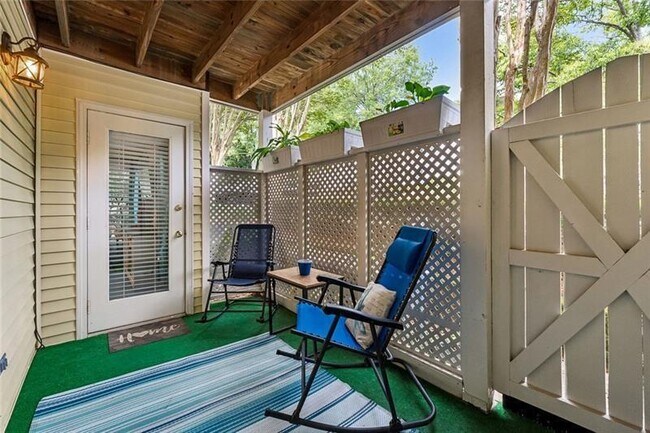 Building Photo - 6808 Glenridge Dr