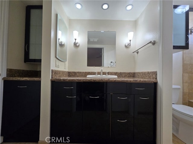 Building Photo - 35200 Cathedral Canyon Dr