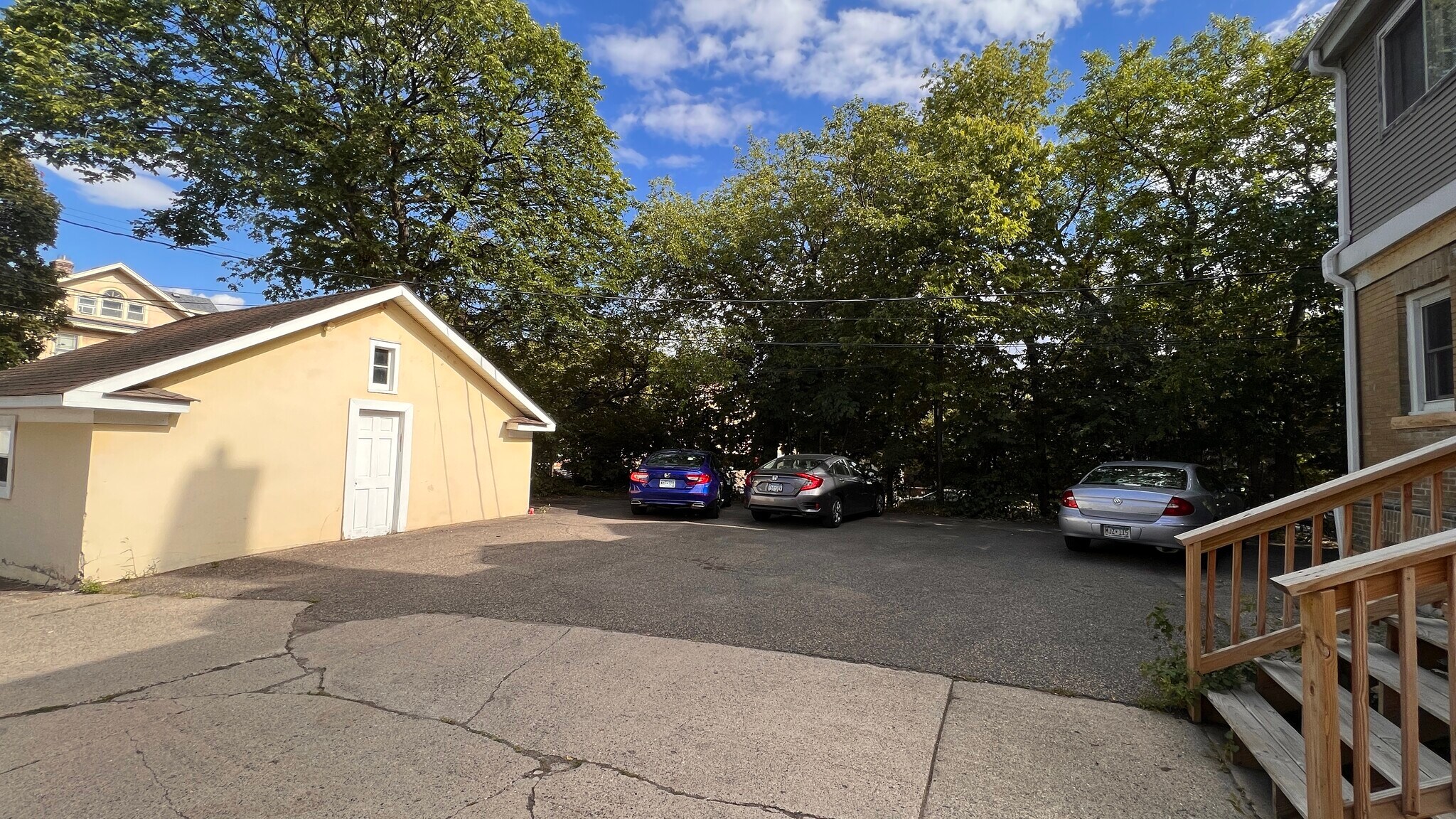 Building Photo - 2449 Pillsbury Ave S