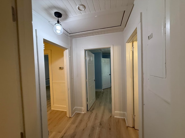 Building Photo - 4104 Old Austell Rd