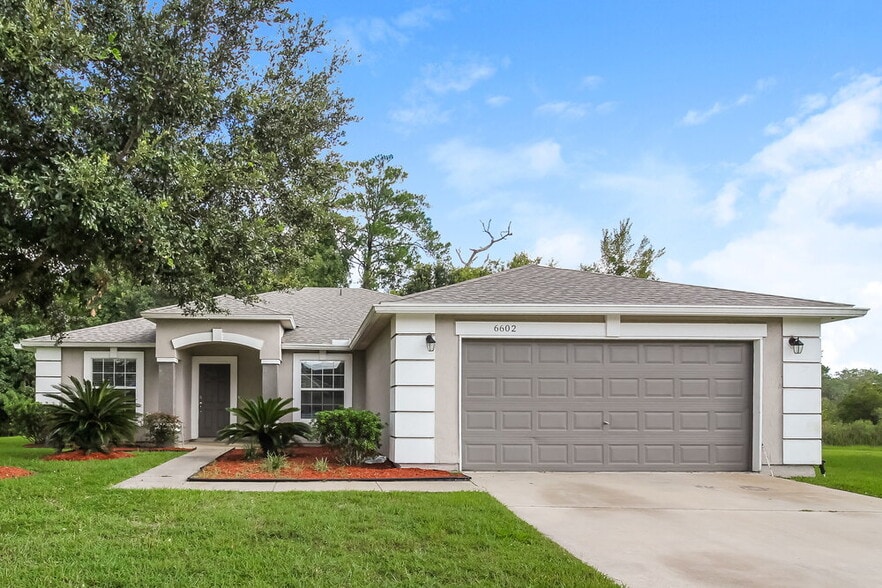 Primary Photo - 6602 River Falls Dr