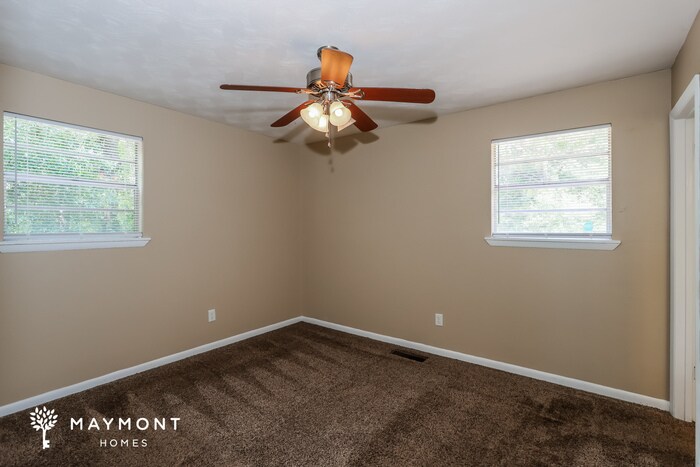 Building Photo - 4113 N Sylvania Ct