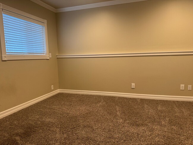 Building Photo - Cozy 3 bedroom 1.75 bath in Renton near Re...