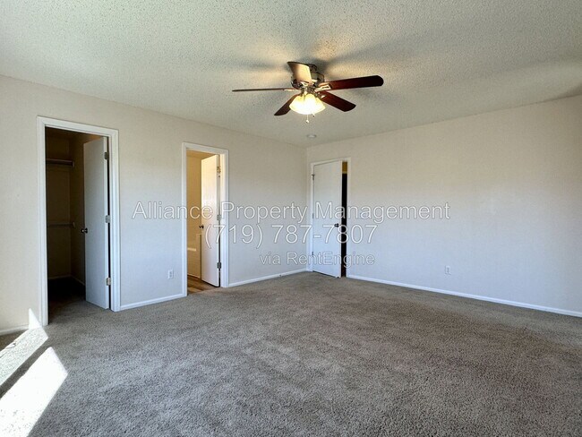 Building Photo - 965 Piros Dr