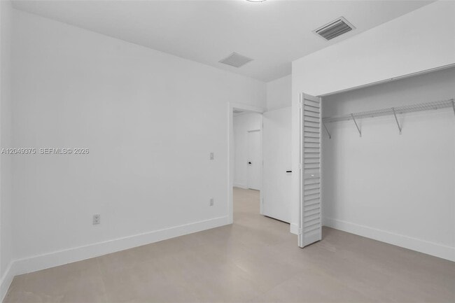 Building Photo - 6500 NW 21st Ave