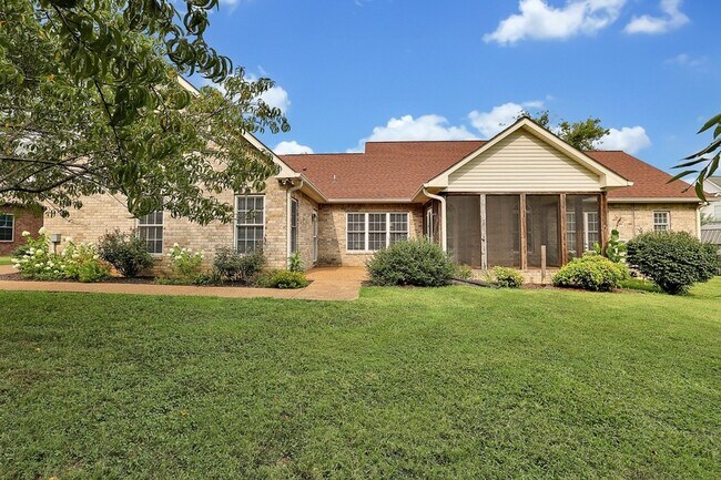 Building Photo - 614 Greene Dr