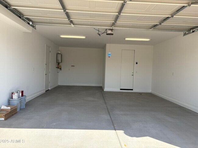Building Photo - 25267 N 172nd Ln