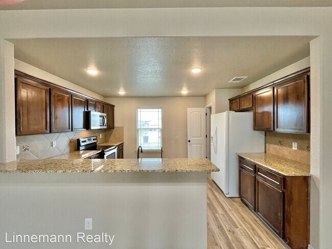 Building Photo - 4 br, 2 bath House - 3512 Moline Circle