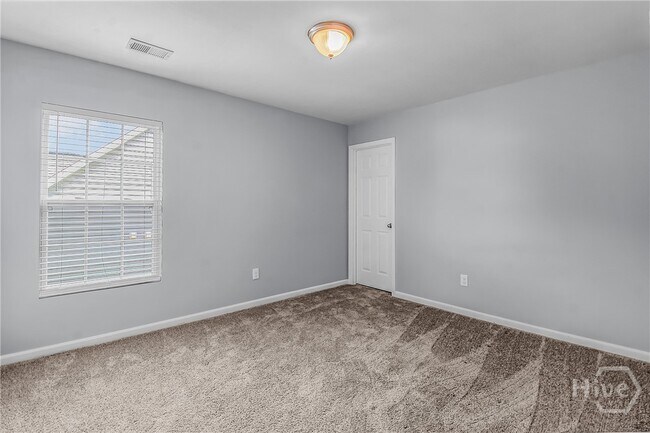 Building Photo - 307 Grasslands Dr
