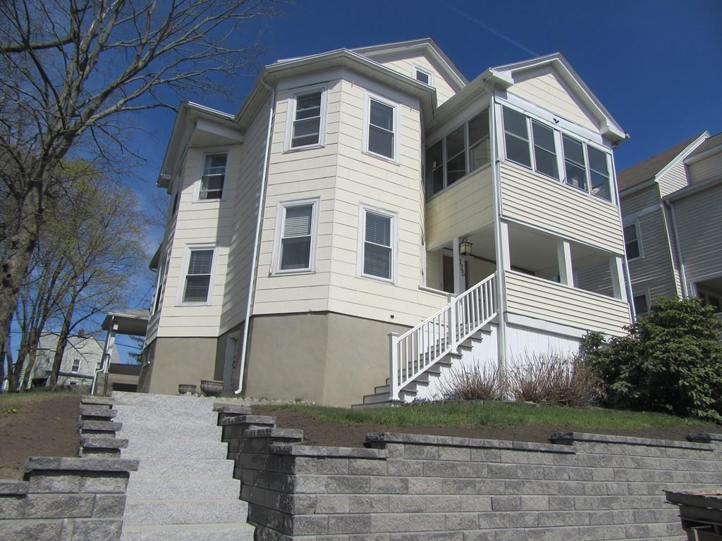 Building Photo - 125 Plantation St
