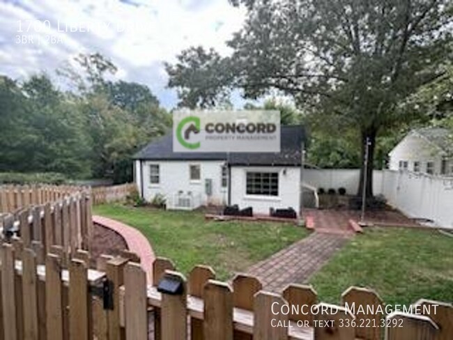 Building Photo - 1700 Liberty Dr