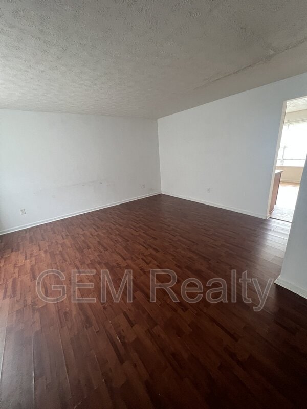Building Photo - 9824 Coventry Creek Dr