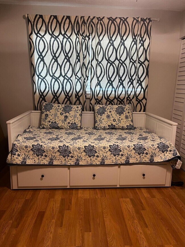 Building Photo - 3755 Via Poinciana