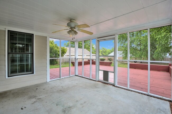Building Photo - 7924 Lester Dr