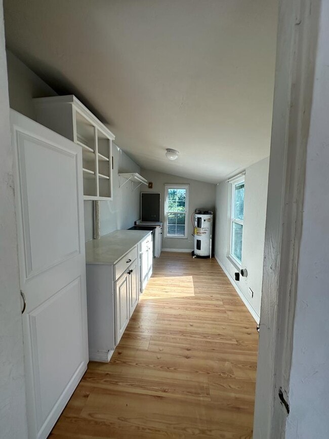 Building Photo - 16590 Gaskin St