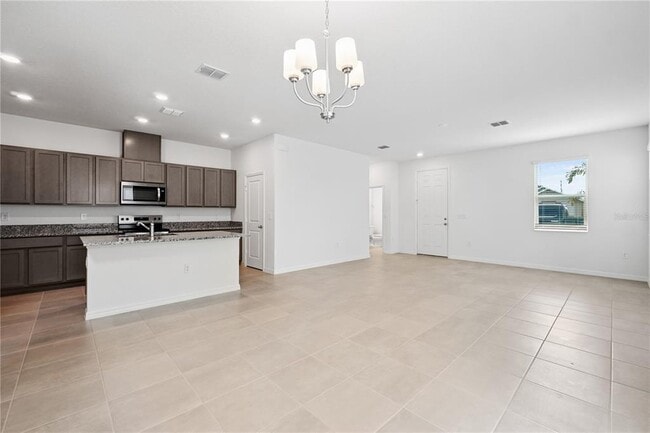 Building Photo - 736 Overpool Ave