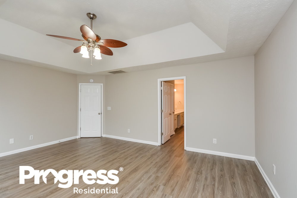 Building Photo - 2540 Tolliver Dr