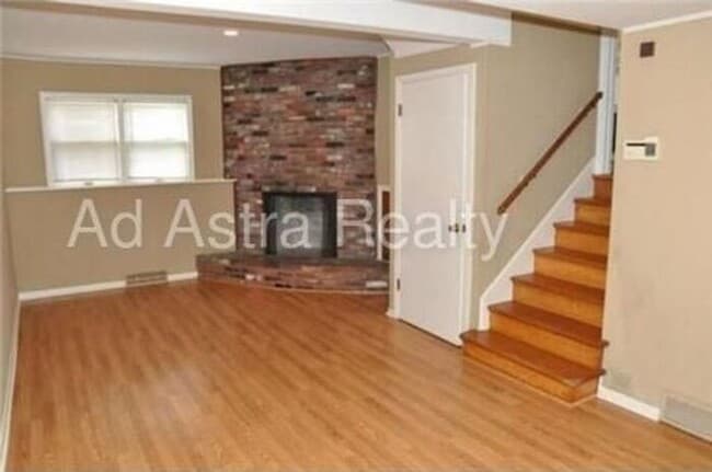 Building Photo - Beautiful North Johnson County Home-Available in JUNE!!