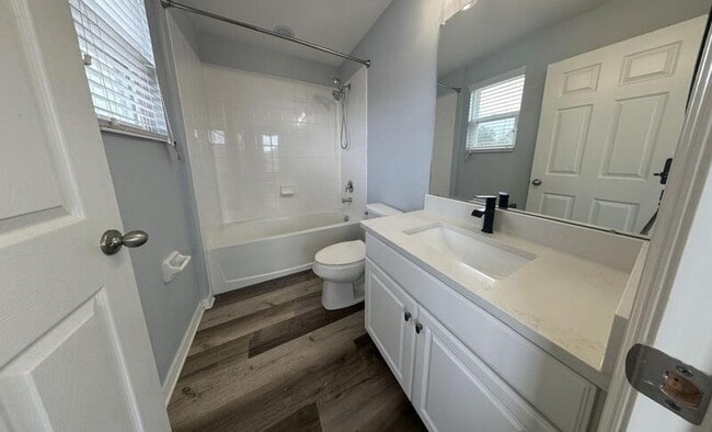 Building Photo - 7031 White Treetop Pl