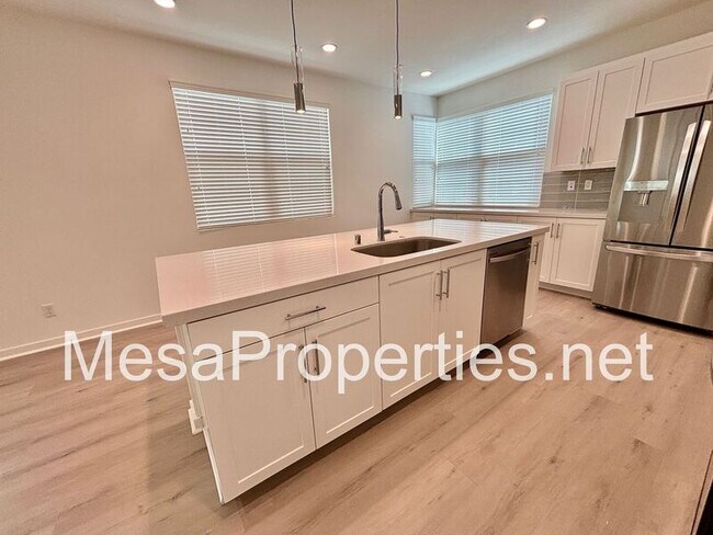 Building Photo - 4459 S Grant Pso