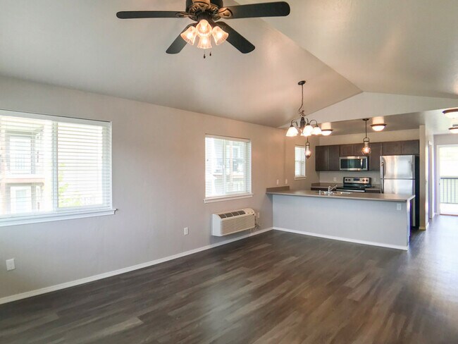Building Photo - 4947 Potter Park Loop