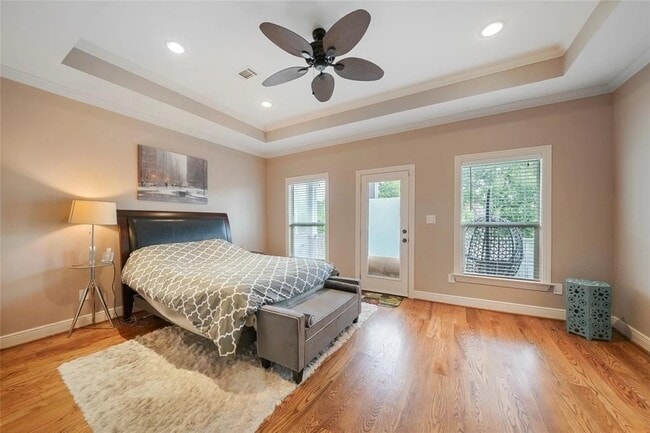 Building Photo - 1420 E 31st St