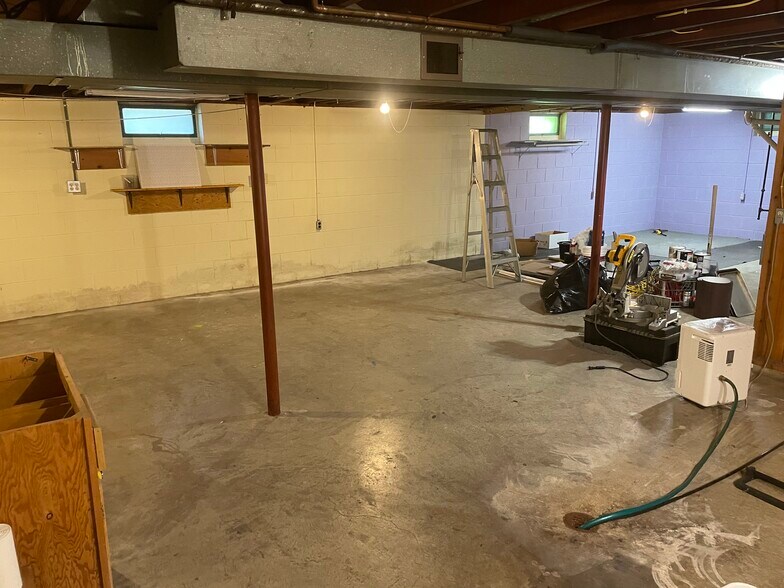 Basement with plenty of storage - 3860 S Whitnall Ave