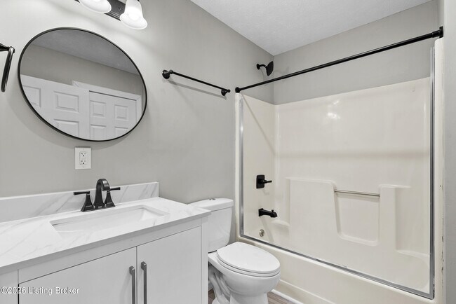 Building Photo - 58 Riverside Ln