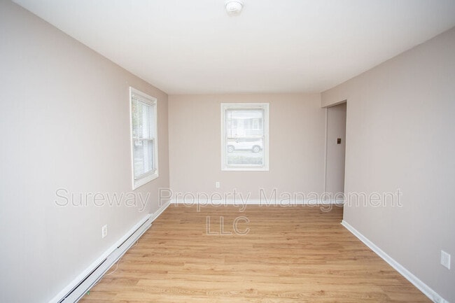 Building Photo - 13 Merion Terrace