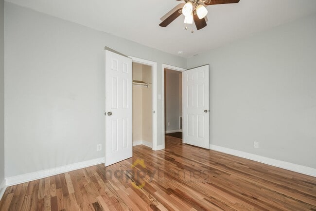 Building Photo - 3 Bedroom, 1 Bath Home in Castlewood of West Ashley