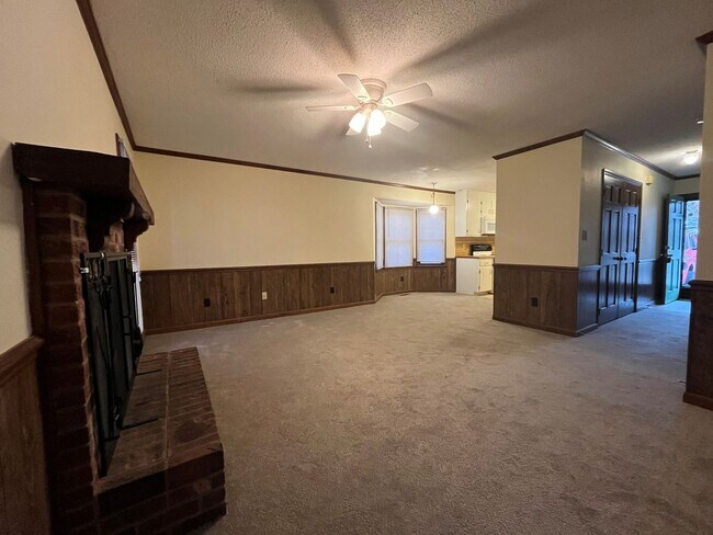 Building Photo - Spacious 2BR, 2.5BA Townhome Near NCSU! LEASE NOW FOR ONE MONTH FREE!