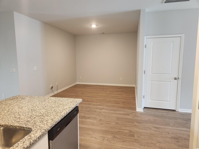 Building Photo - 174 Sea Shell Dr