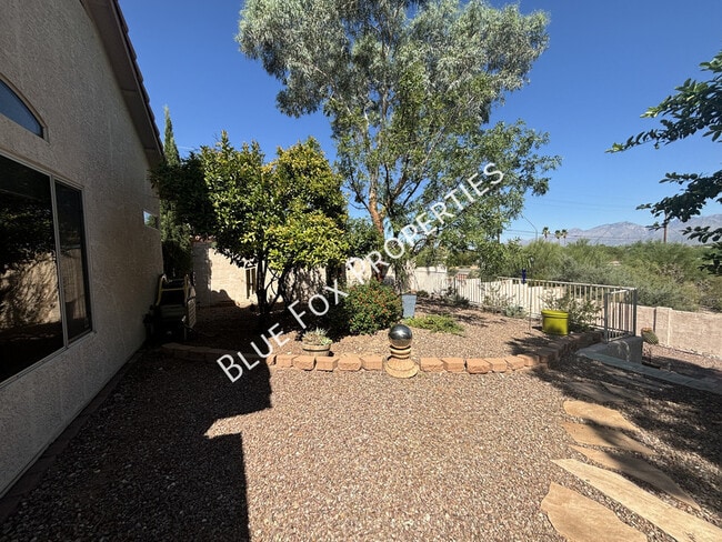 Building Photo - 9511 E Briana Ln