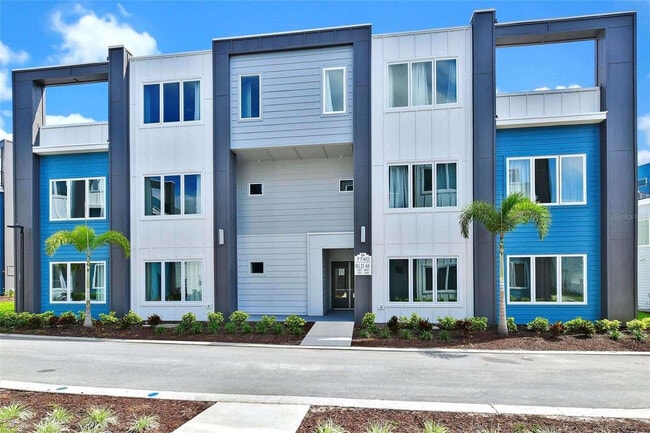 Building Photo - 7740 Sandy Ridge Dr