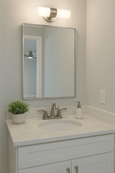 Building Photo - 451 Grove Isle Cir