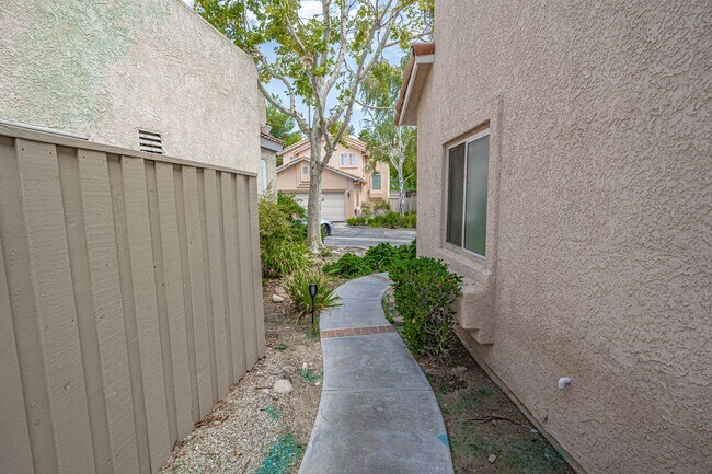 Building Photo - 18618 El Dorado Ct