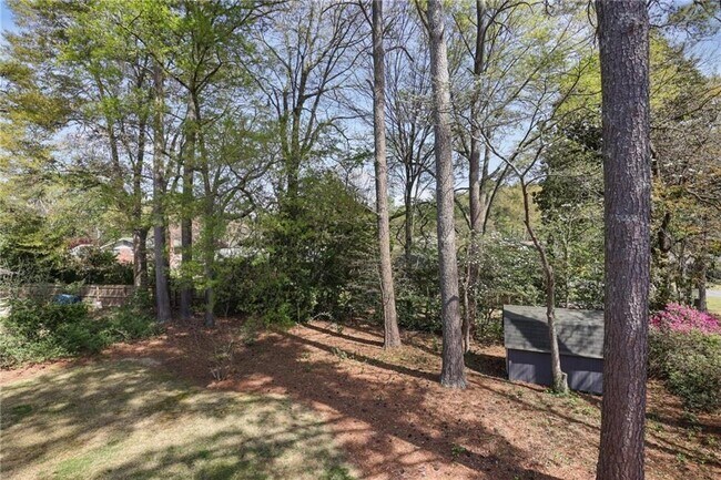 Building Photo - 677 Hillandale Cir